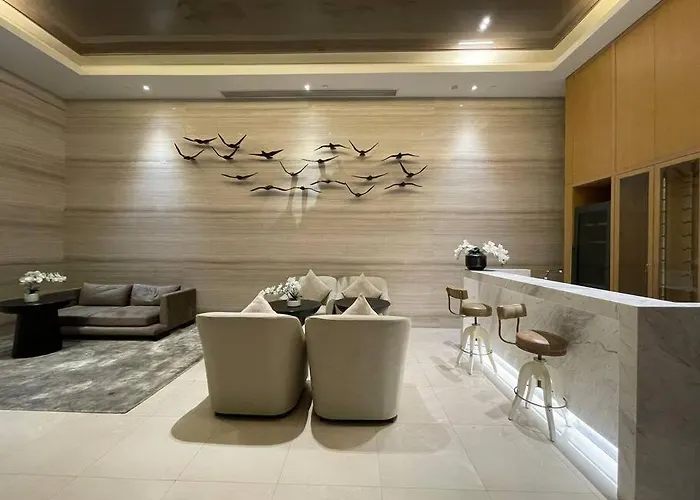 Ultimate Luxurious In Prime Asoke Apartment Bangkok