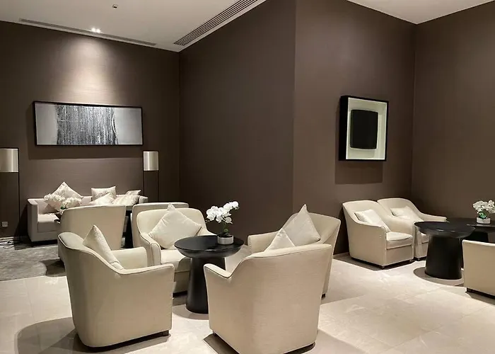 Ultimate Luxurious In Prime Asoke Apartment Bangkok